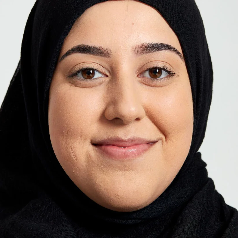 NYX Can't Stop Won't Stop Full Coverage Foundation Medium Olive 30ml - Image 3